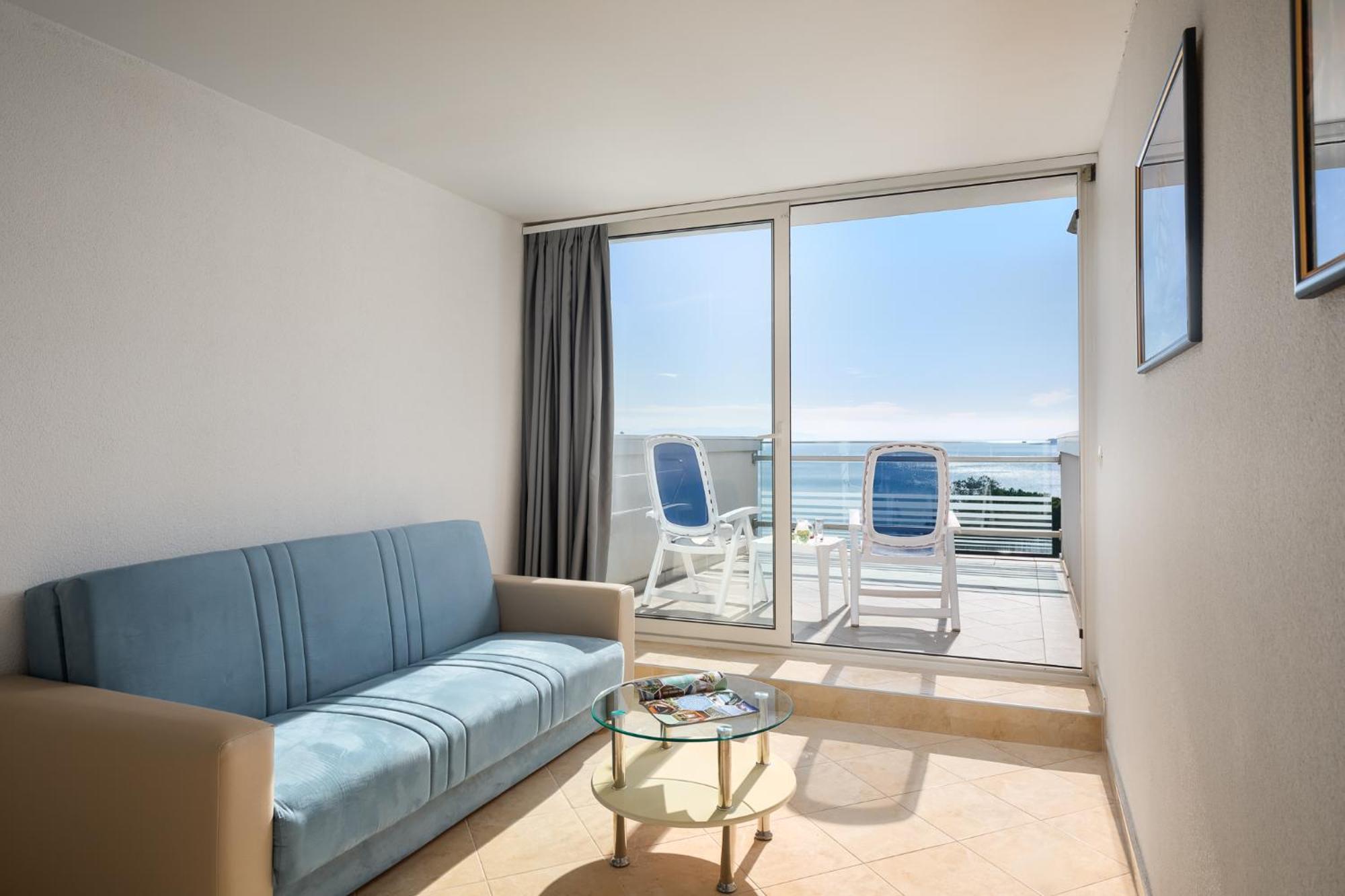 Hotel Mimosa Lido Palace - Maslinica Hotels & Resorts Rabac Eksteriør bilde
