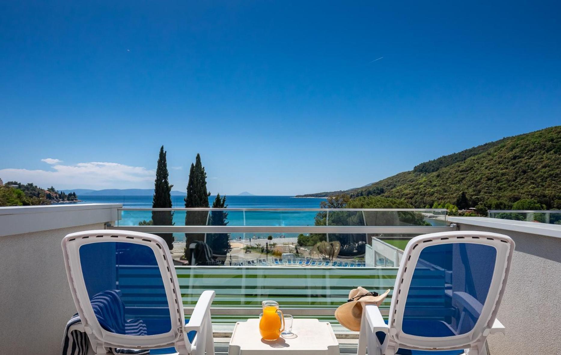 Hotel Mimosa Lido Palace - Maslinica Hotels & Resorts Rabac Eksteriør bilde