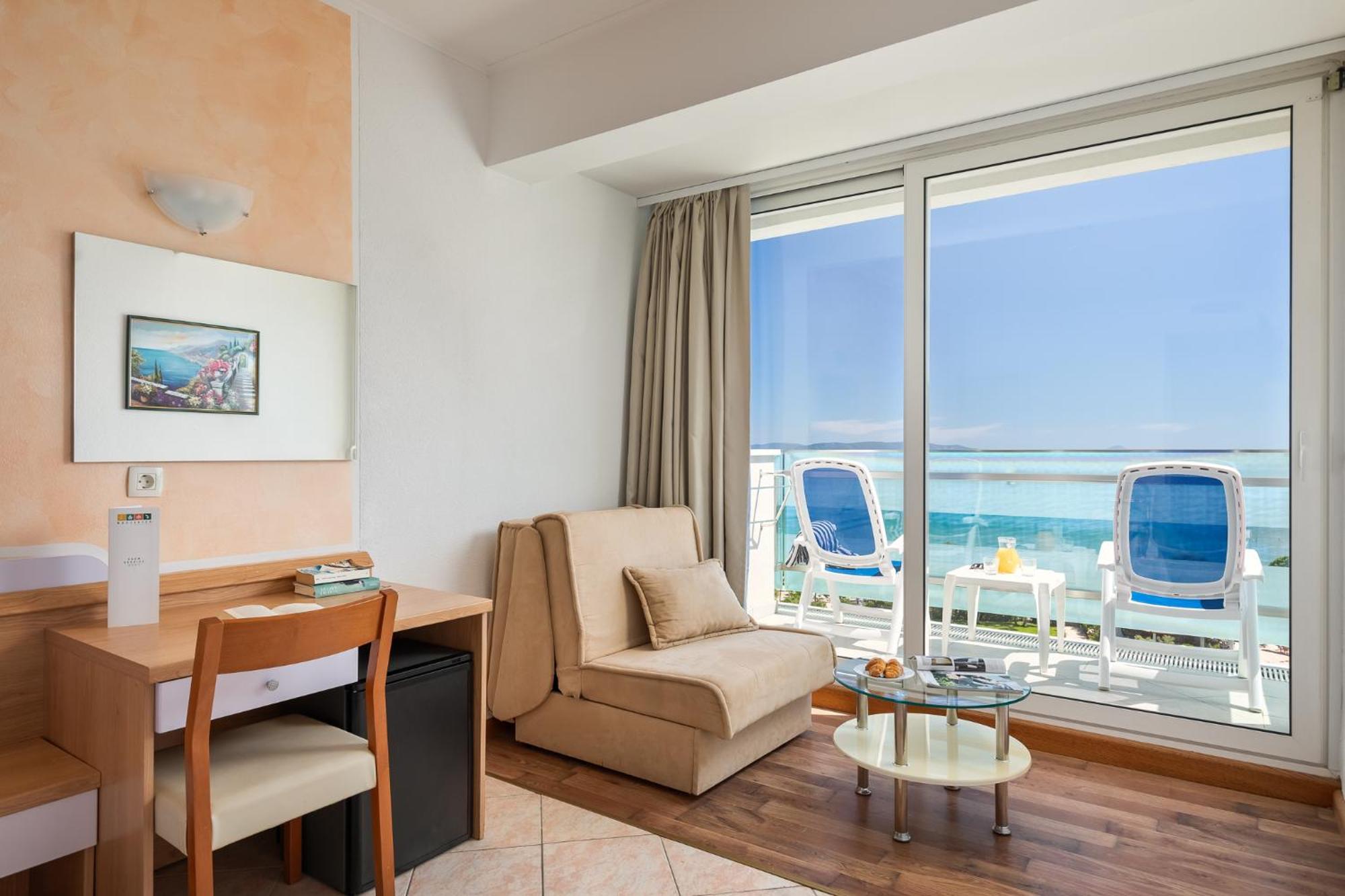 Hotel Mimosa Lido Palace - Maslinica Hotels & Resorts Rabac Eksteriør bilde